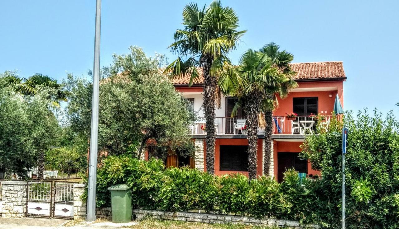 Apartman Maslina Apartment Porec Bagian luar foto